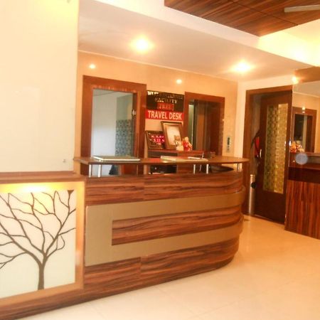 Hotel Crystal Retreat Agra  Exterior foto